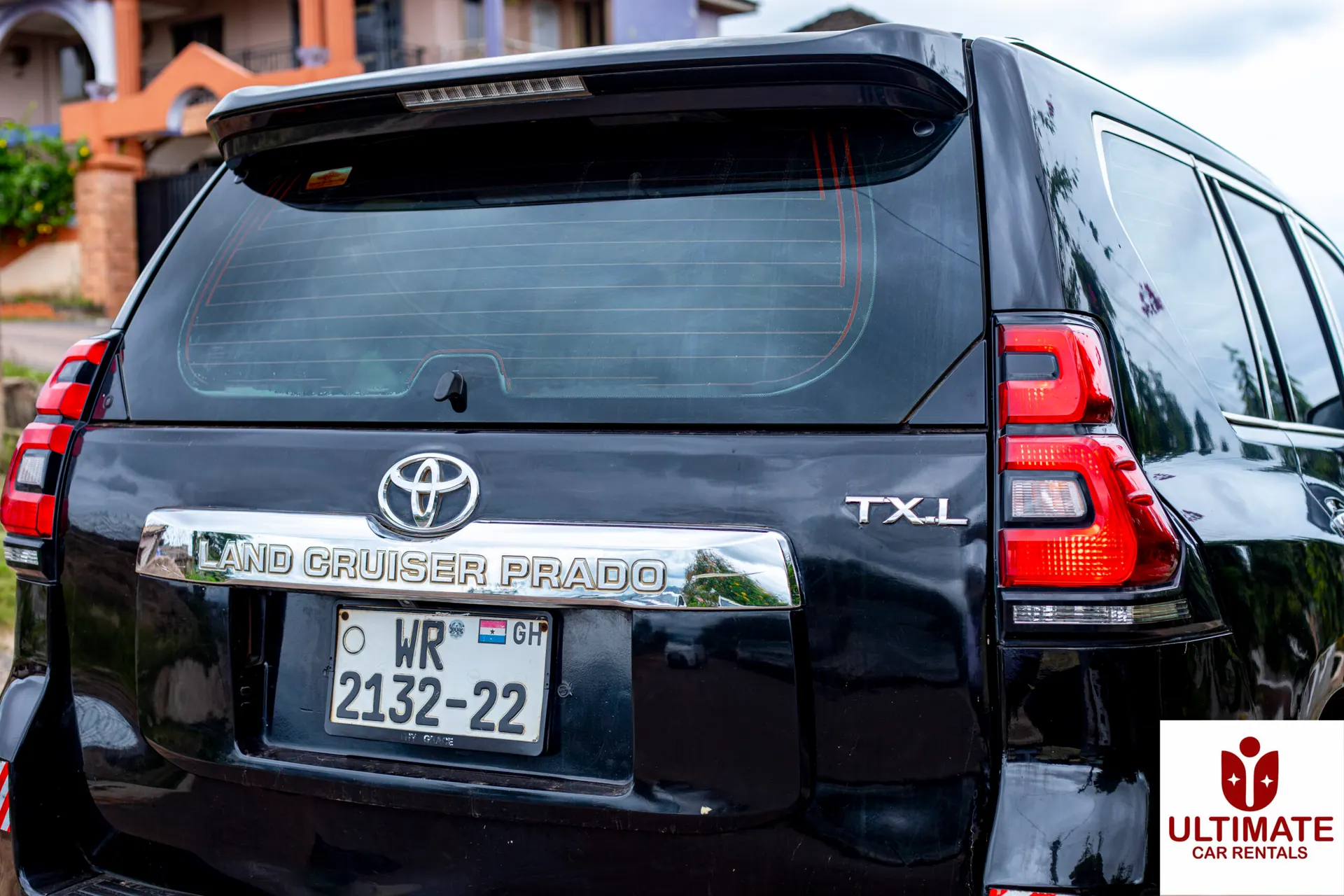 Toyota Landcruiser Prado rear view
